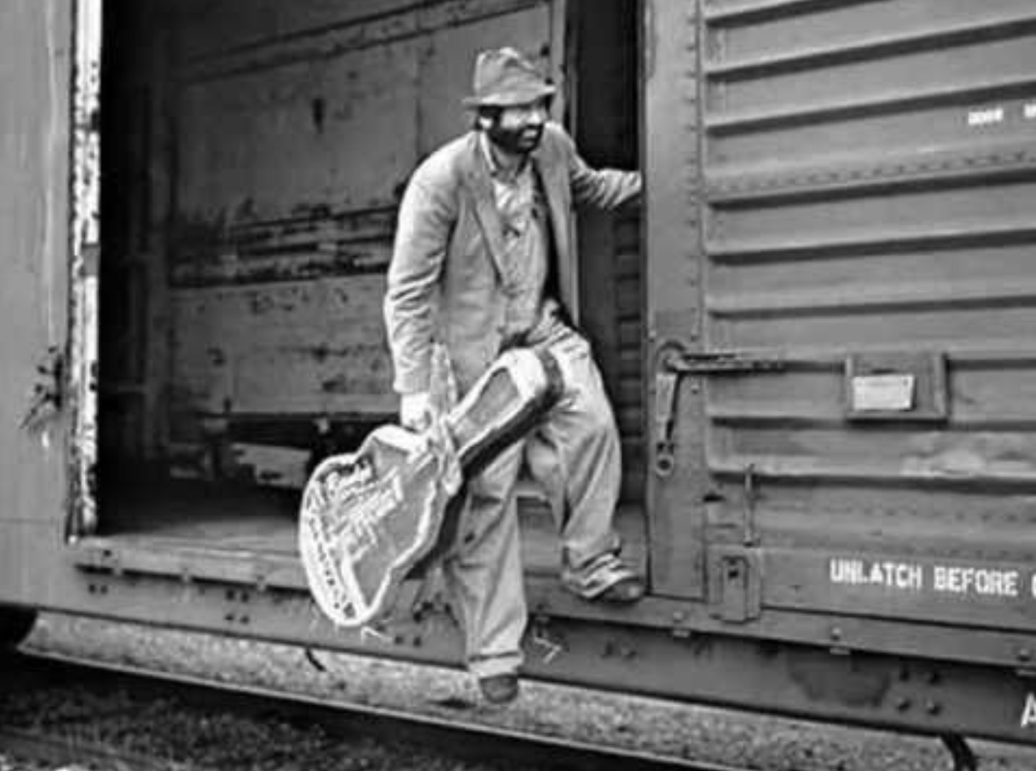 train hobo - Unlatch Before